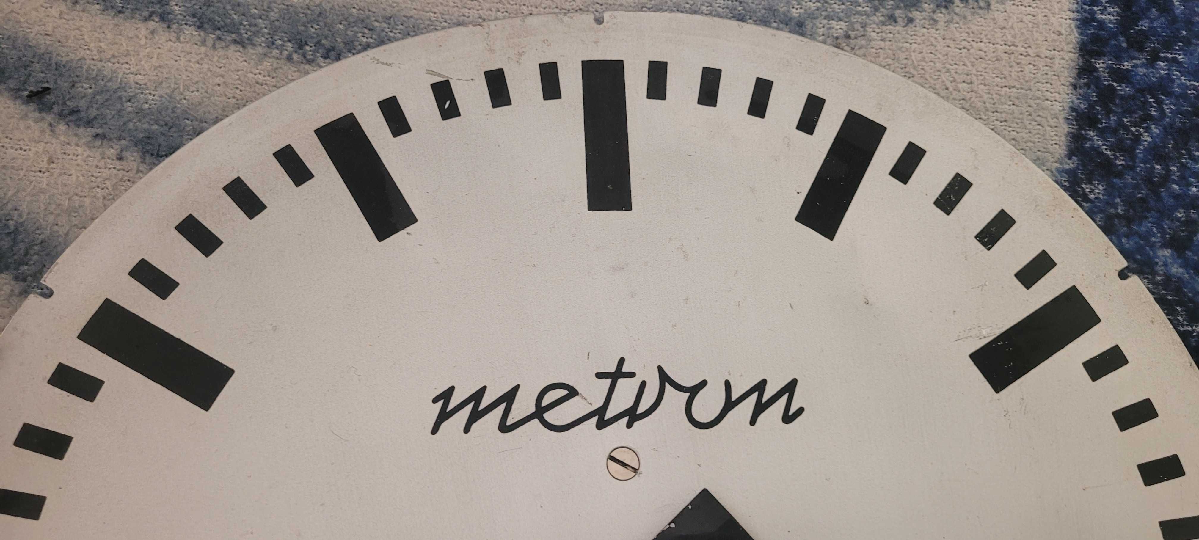 Stary zegar metron