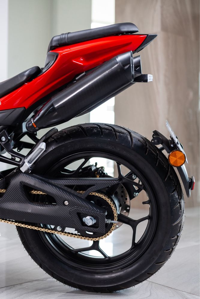 Електромотоцикл Ducati Panigale. 3кВт ланцюг