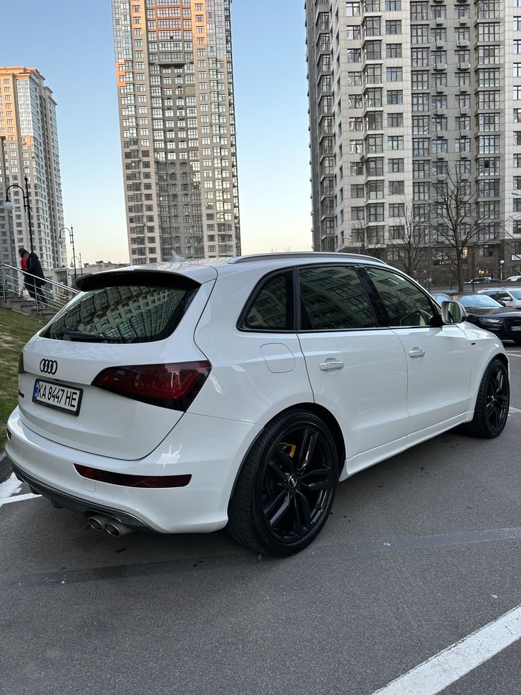 Автомобіль Audi SQ5 2014 2015 Q5 спорт оригінальний пробіг спортивне