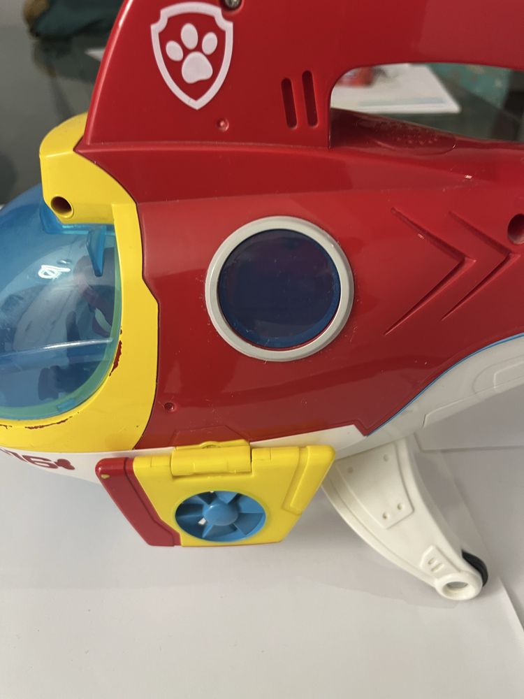 Helicóptero / submarino Patrulha Pata