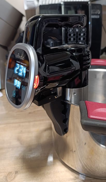 Sous vide, су від.