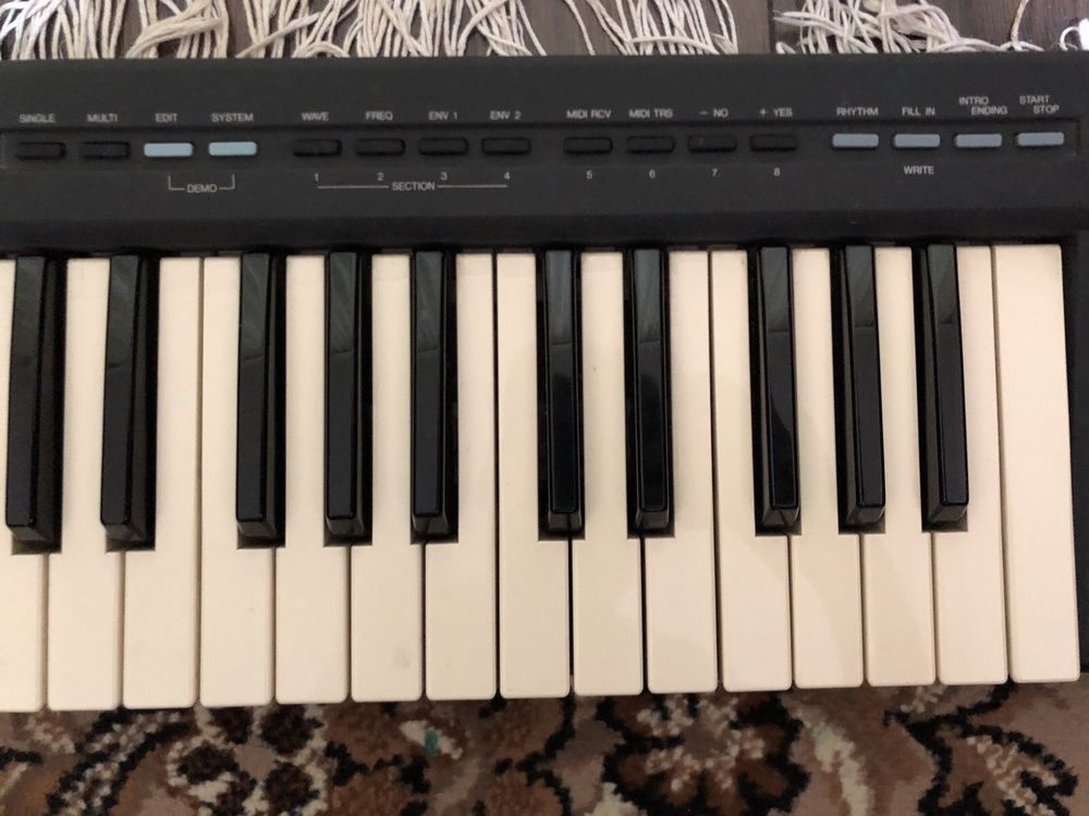 Синтезатор Kawai kc10