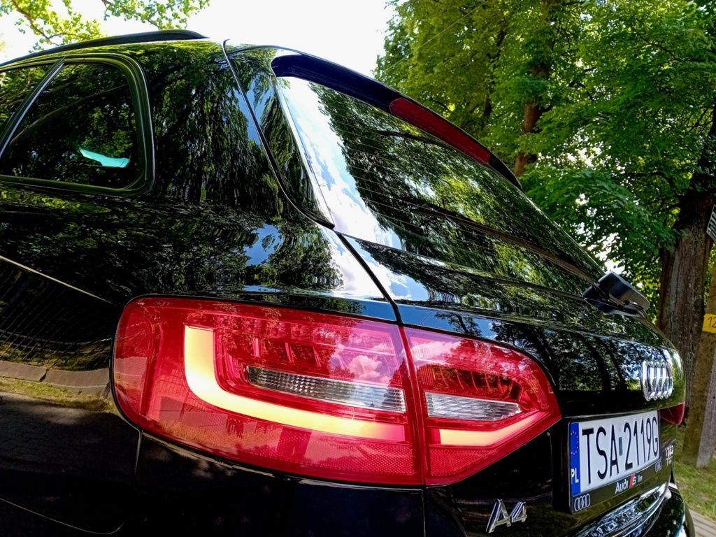 *Audi *A4*B8 *Lift *2014r 2.0 *136Km*