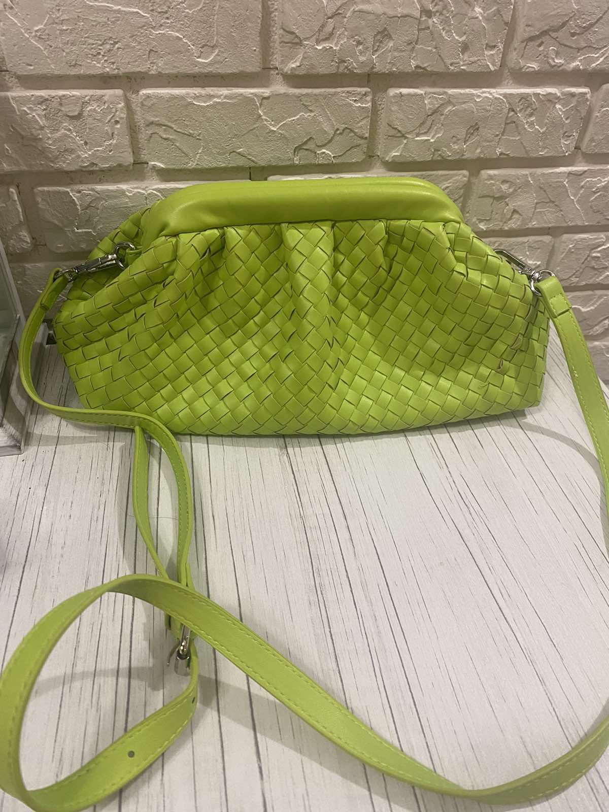 BOTTEGA VENETA клатч сумка