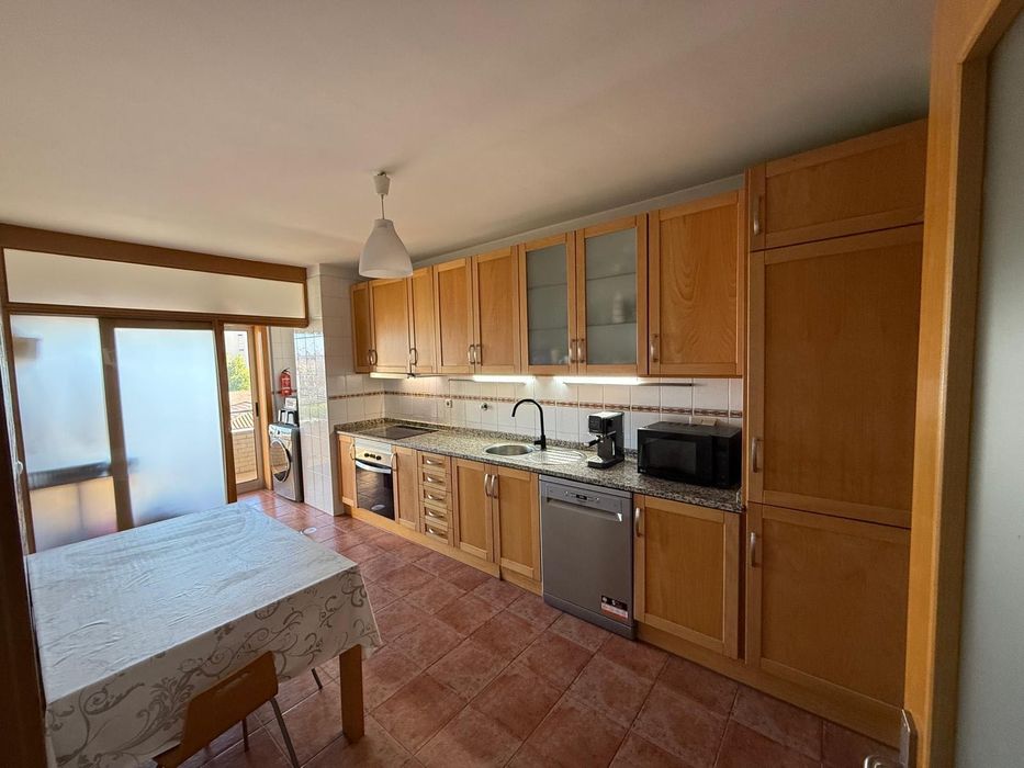 T2 arrendar águas santas