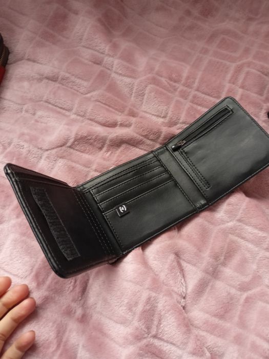 Męski nowy nieużywany portfel