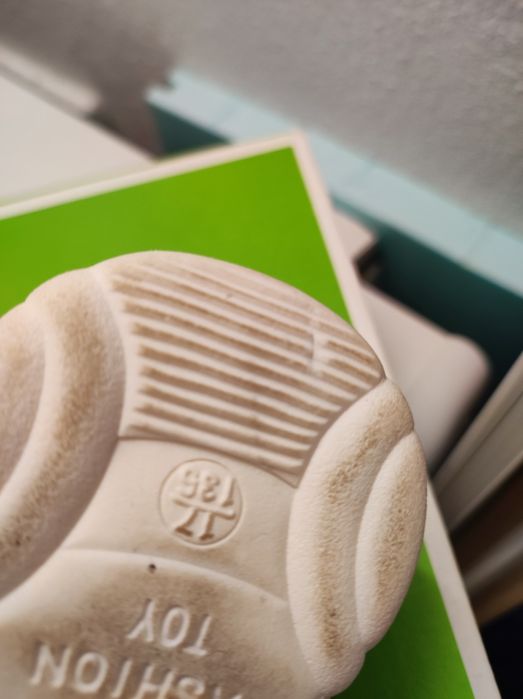 Tênis menina tamanho 17