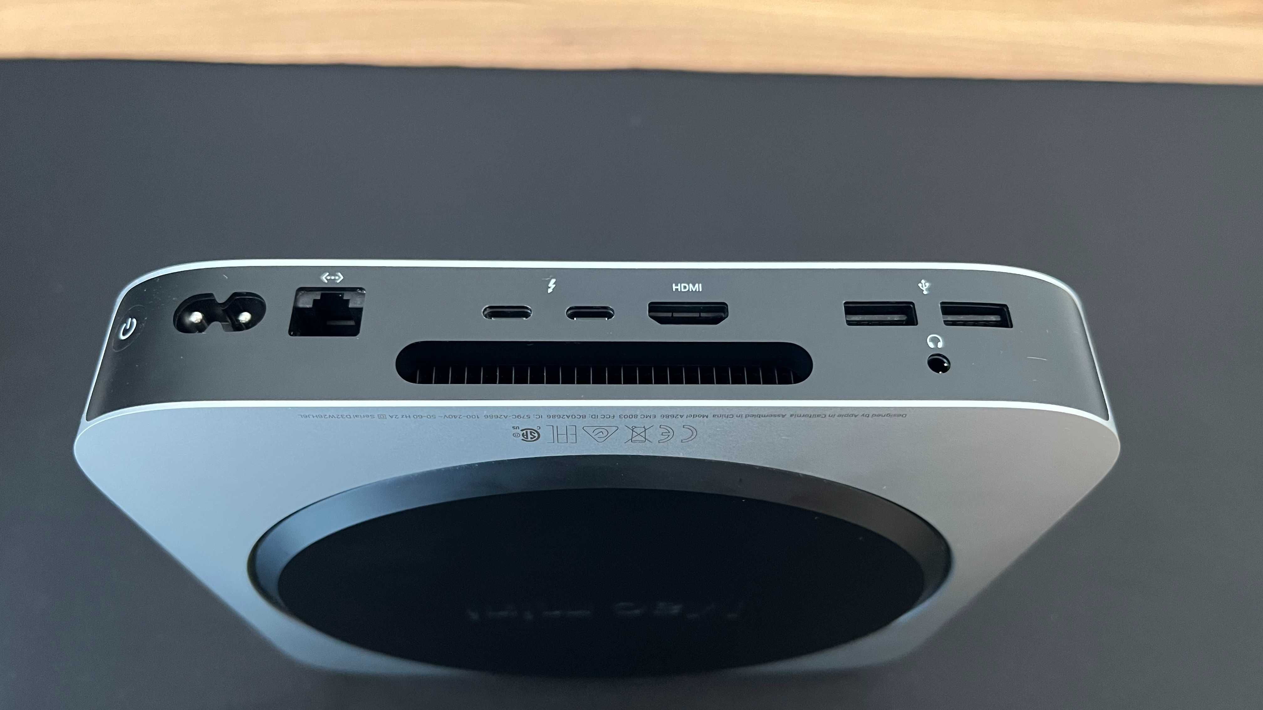 Mac mini M2 8 core CPU / 10 core GPU / 8GB RAM / 256GB SSD / MMFJ3ZE/A