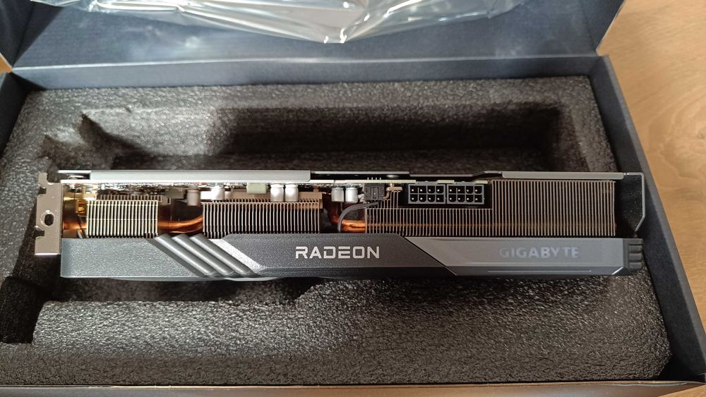 Karta graficzna AMD rx7600xt 16gb vram