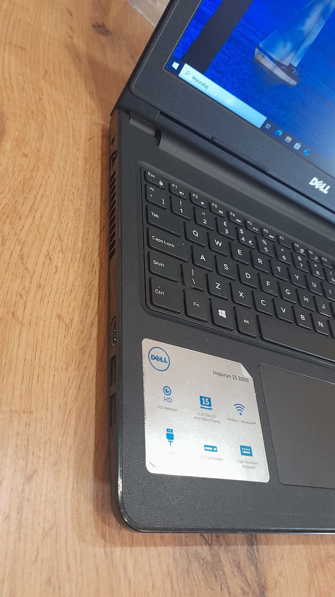 Laptop Dell Vostro 15 3568