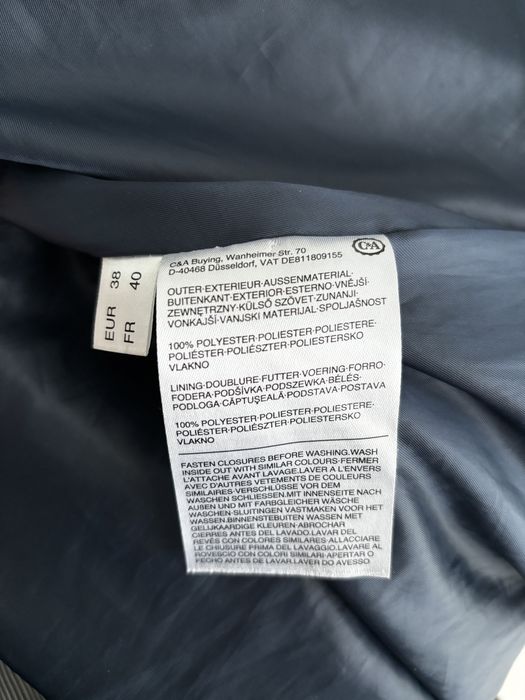 Плащ-парка з потаємним капюшоном, розмір 40