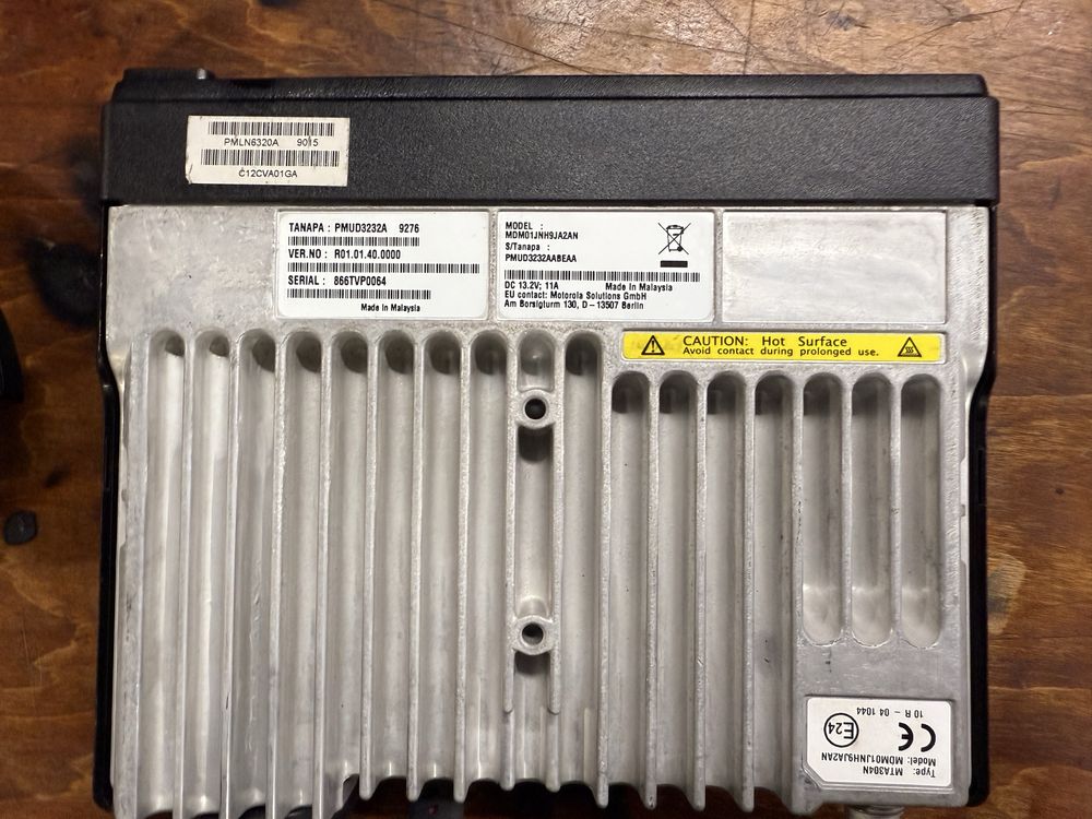 Продам рацію Motorola dm1600