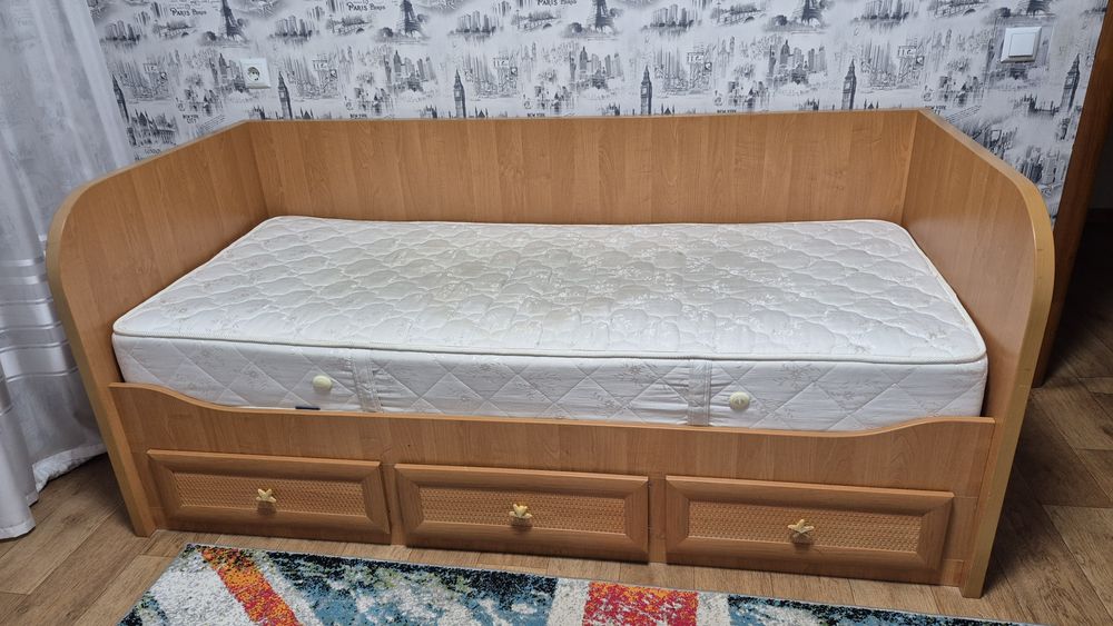 Продам ліжко 190×80