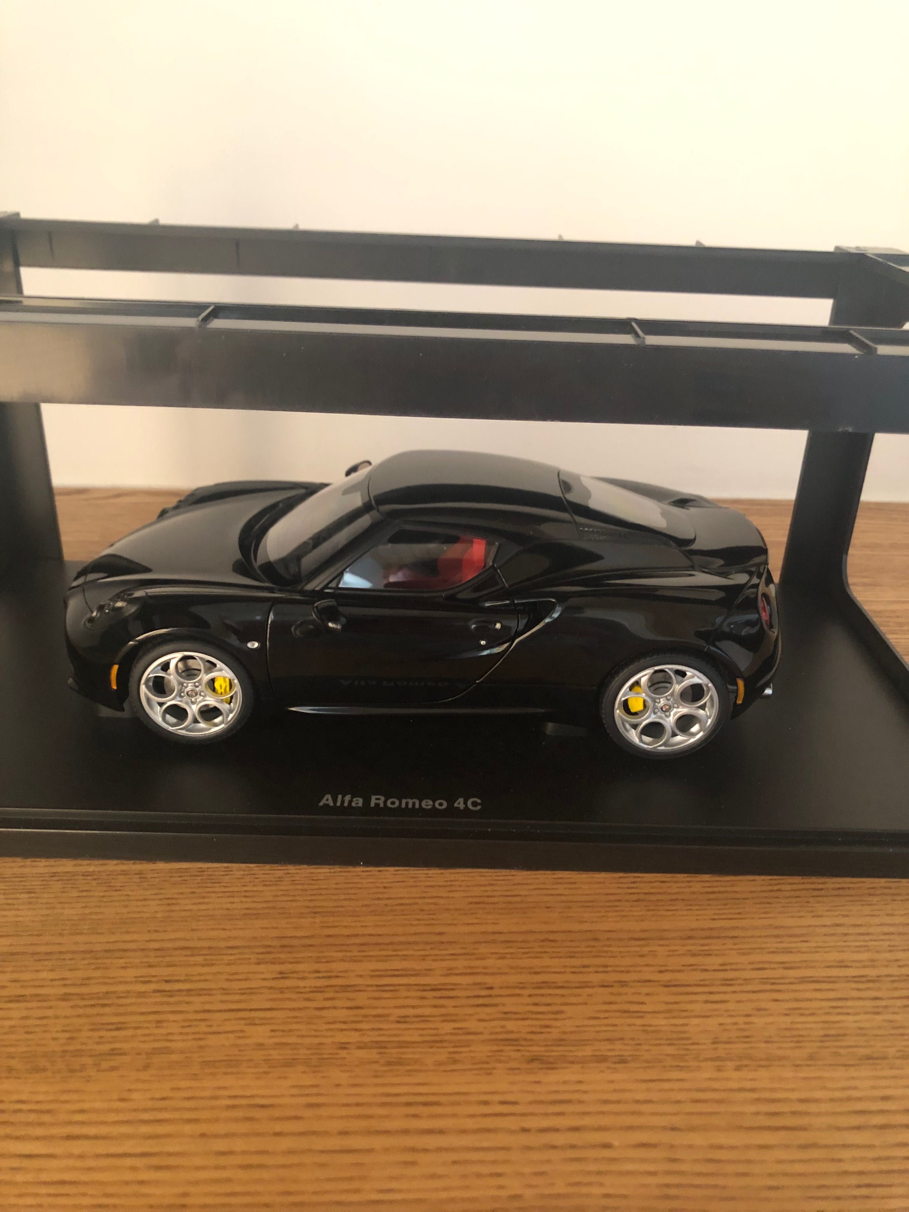 Alfa C4 skala 1/18 Auto Art