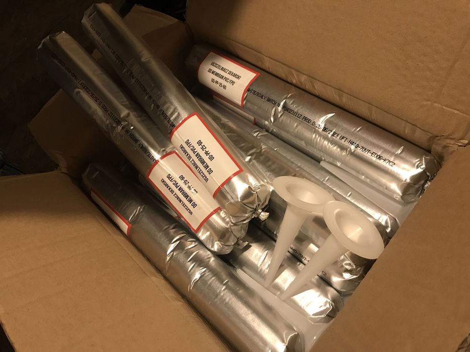 Uszczelniacz dekarski do membran PVC/FPO