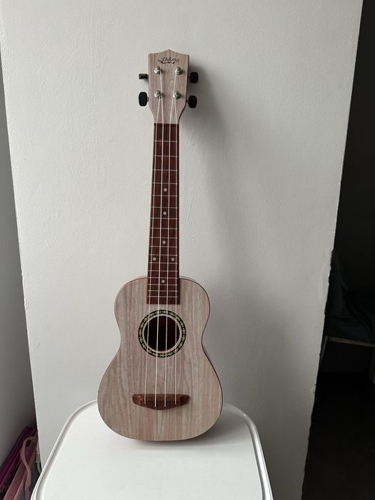 Музичний інструмент Гітара дитяча