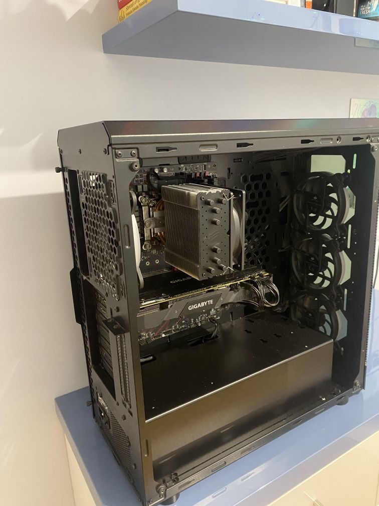 Komputer Do gier [RTX 2070] [i7-9700k] [DDR4 16GB]