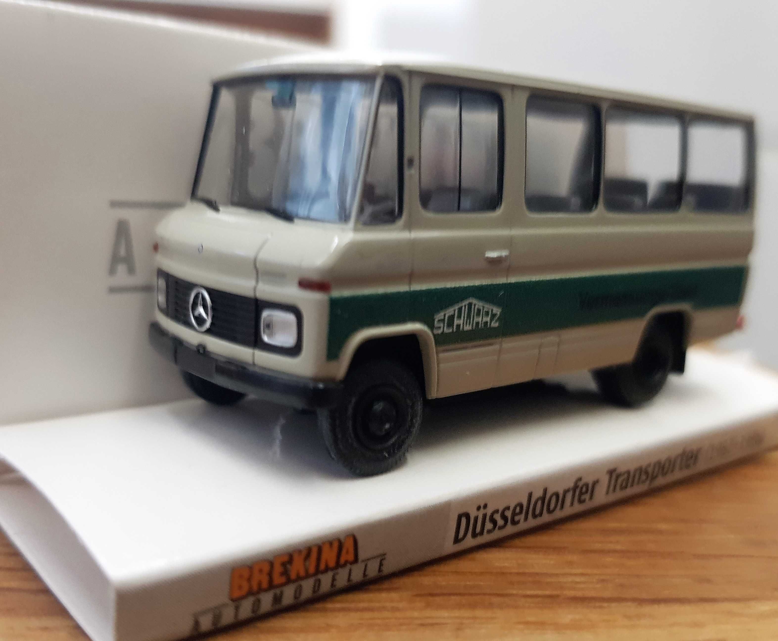 Model Brekina 36715 Mercedes Benz O309 SchwarzBau 1:87 HO
