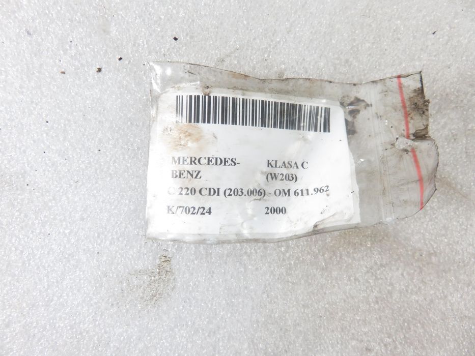 Wtryskiwacz Mercedes W203 C 220 Cdi 143