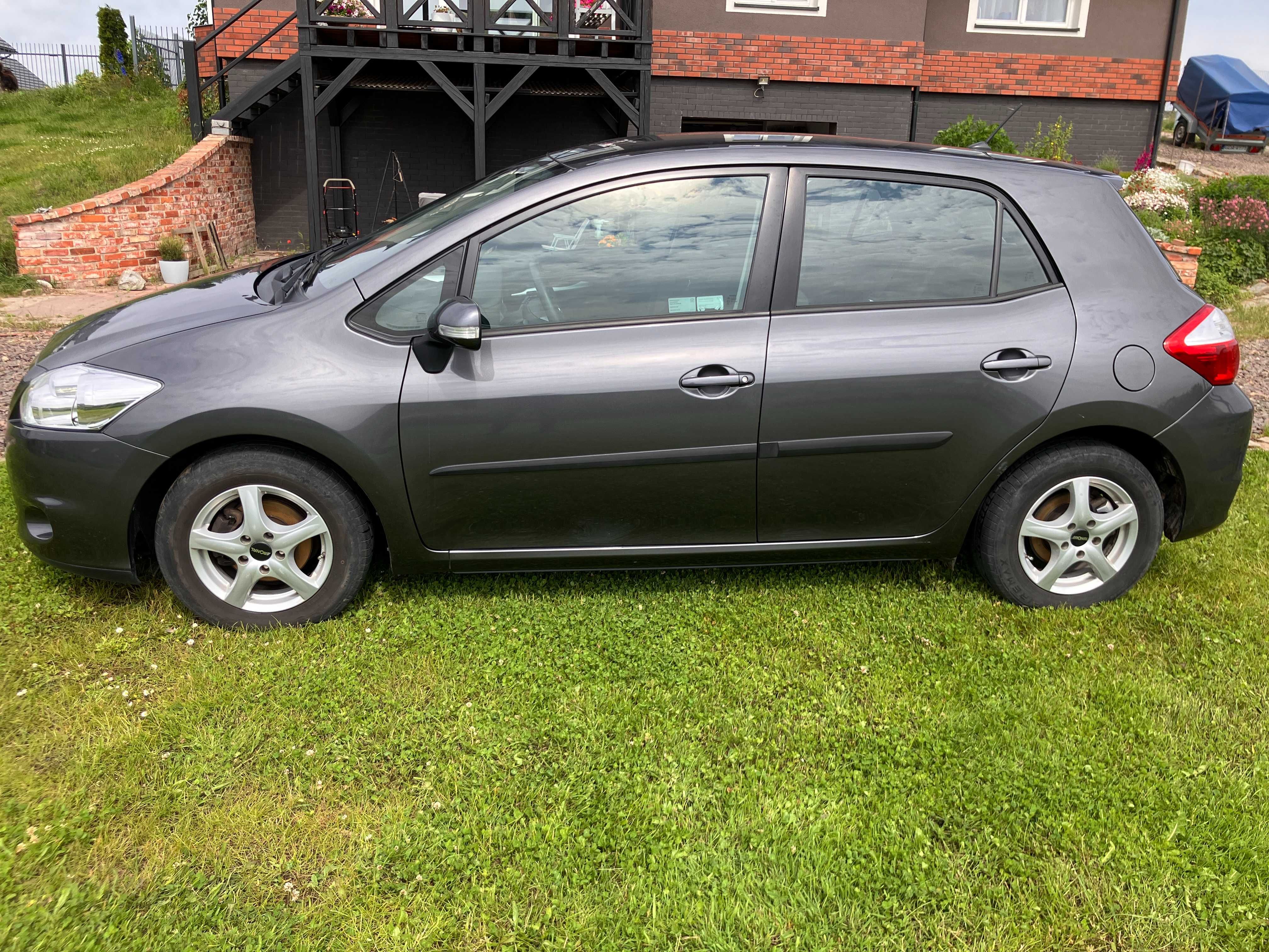 Toyota Auris 1,3 Benzyna