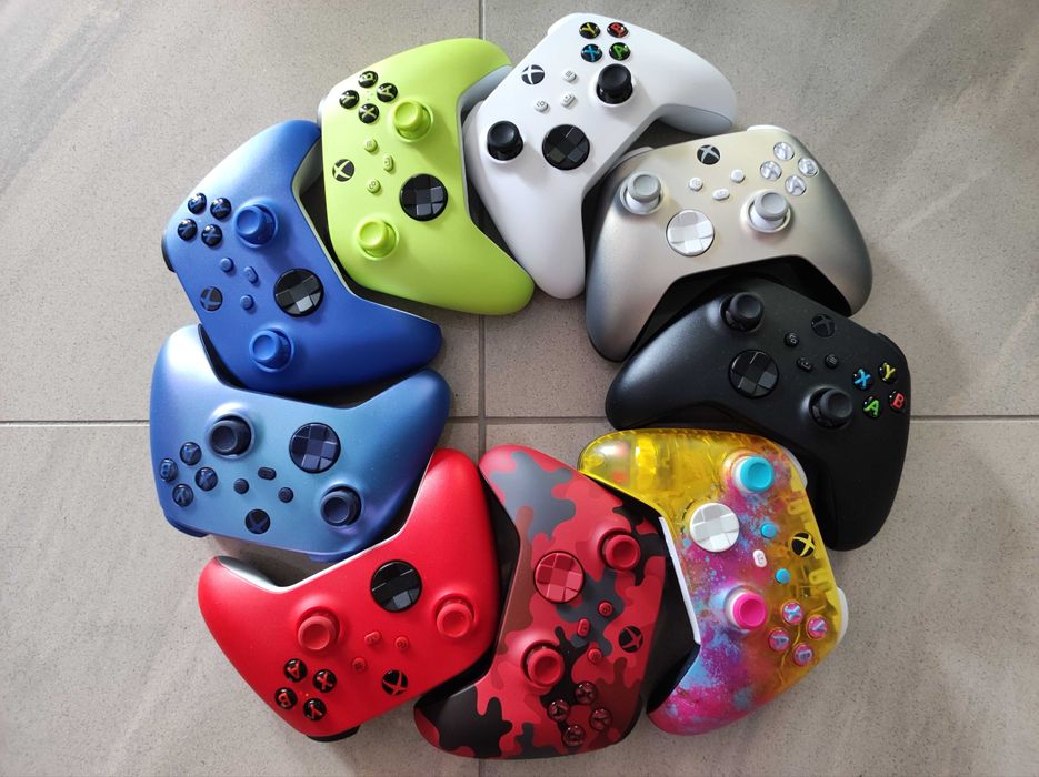 Konsola Xbox Series S + 2 nowe pady + gry stan idealny