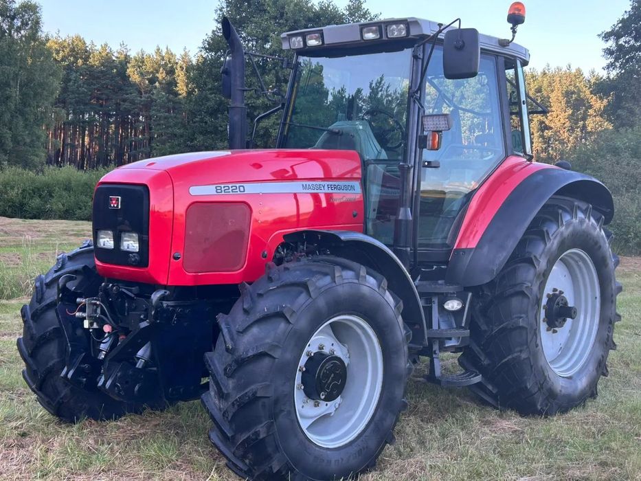 Massey Ferguson  8220 Tuz Pneumatyka 40km klima z Niemiec