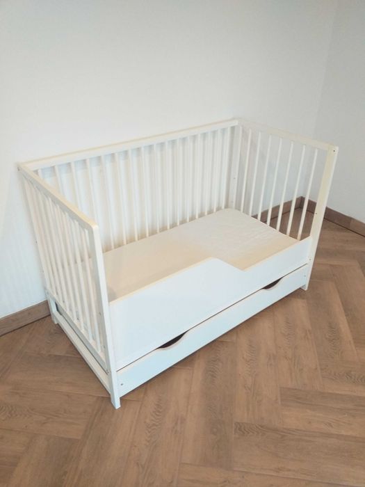 Łóżeczko dziecięce 120x60 z szufladą i materacem