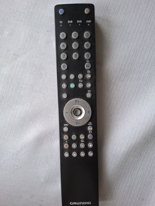 Pilot do telewizora Grundig