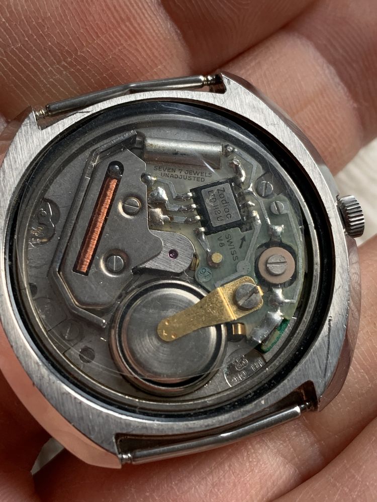 Zegarek vintage  Zodiac Astroquartz 70’ stalowka 38,5mm esa .940.111