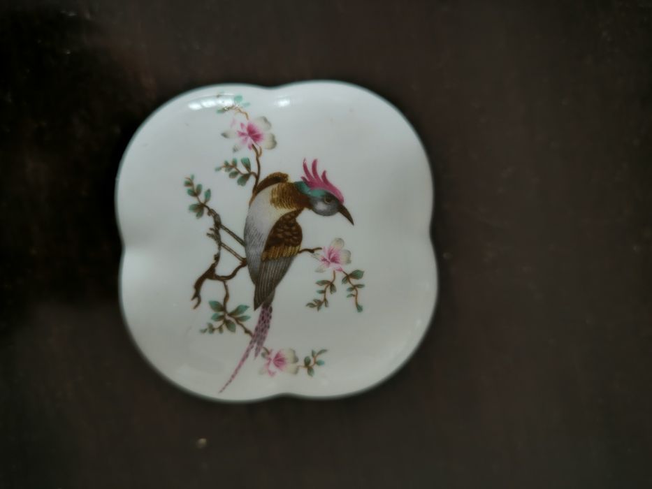 7 caixas. Vista Alegre. Caixa em madeira