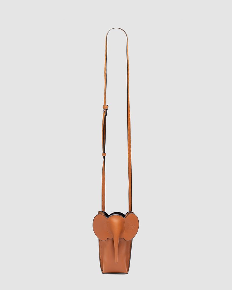 Torebka Loewe Elephant Pocket Bag in Classic Calfskin Brown