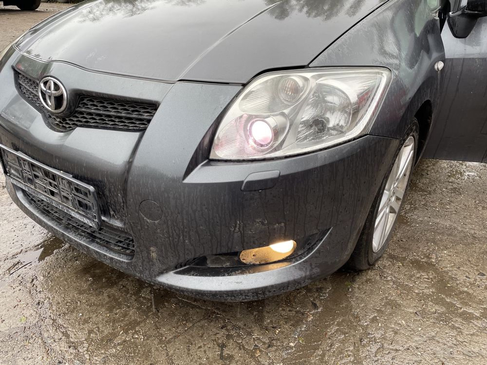 Toyota Auris 2007-2012 капот фара бампер Разборка