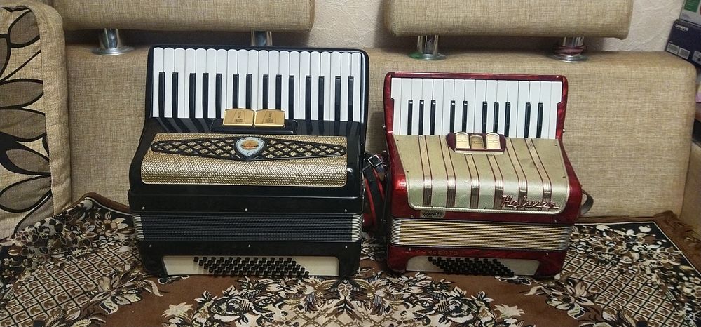 Акордеон Італія, Mafrini Coop, 60 басів.