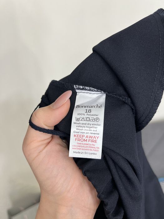 18 розмір нові темно сині штани брюки ззаду на резинці прямі