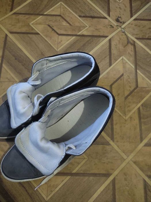 Кросівки на танкетці 5см