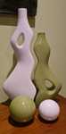 Conjunto 2 jarras e bolas decorativas