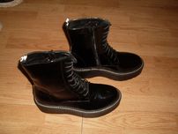 Nowe botki Lady Glory lakierowane na platformie rozmiar. 41 dł. 26,5