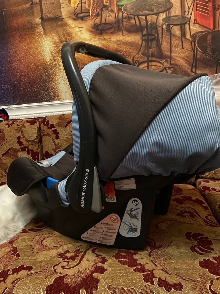 Автокрісло 0+ romer britax