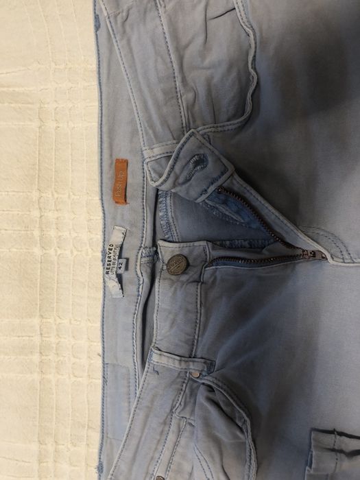 Błękitne jeansy push up