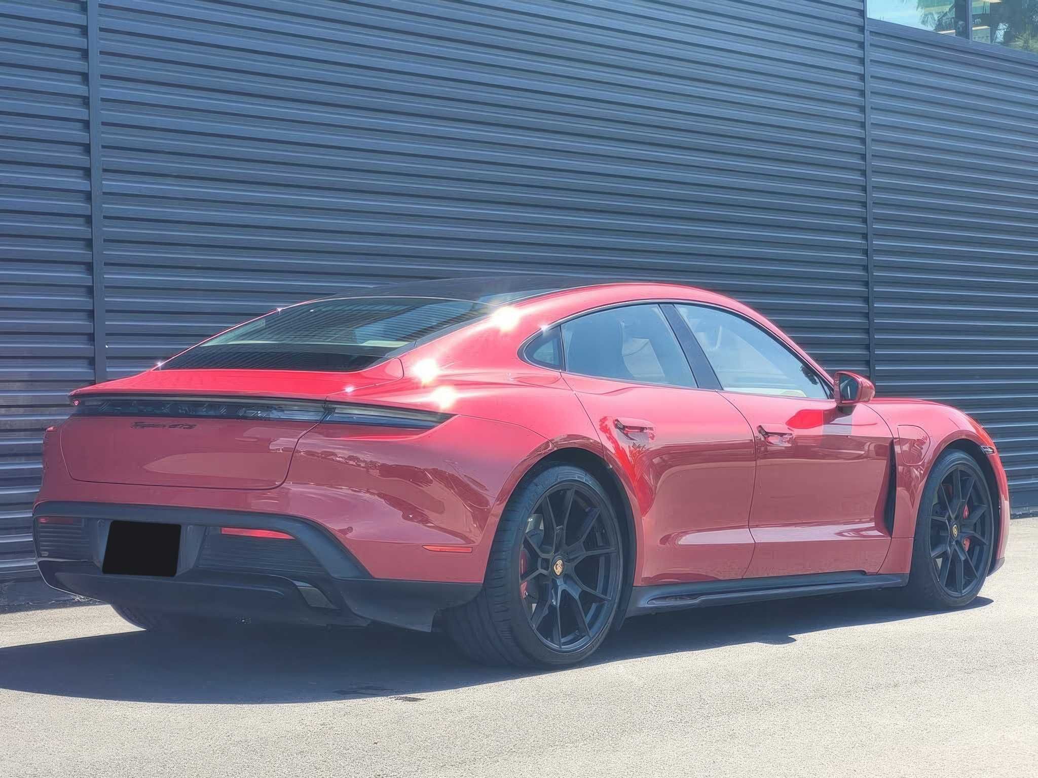 2023 Porsche Taycan GTS