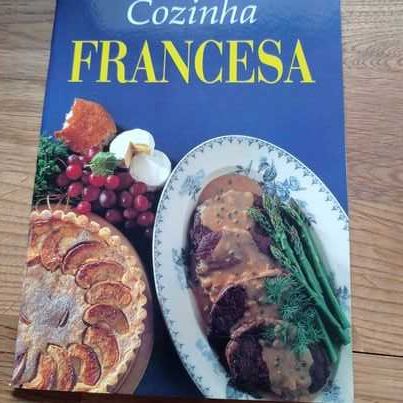 vendo 5 livro de cozinha de Anne wilson