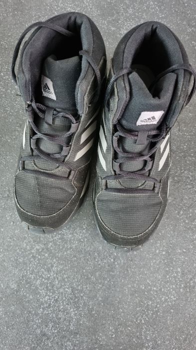 Детские осенние-зимние ботинки-кроссовки Adidas Terrex термо на мальчи