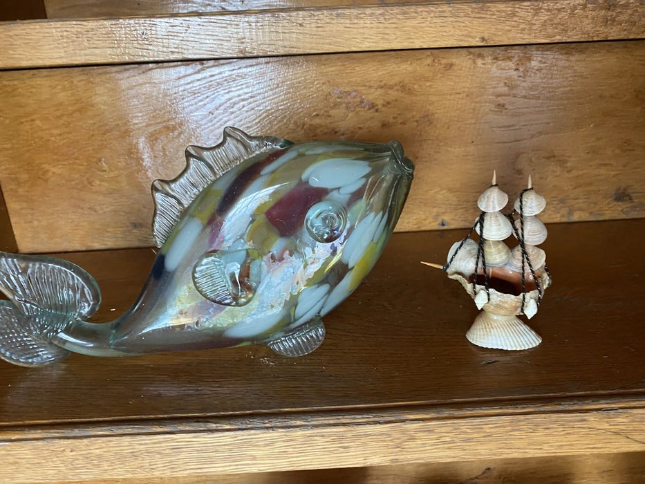 Статуетки фарфорові, керамічні, кришталеві