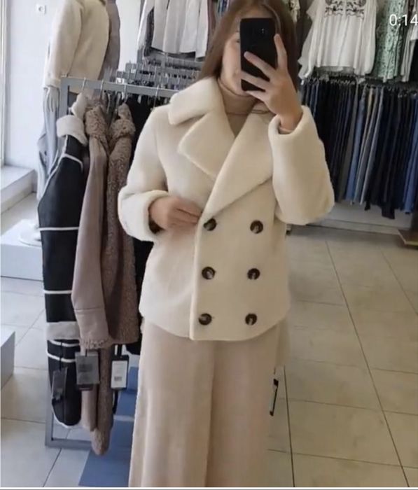 Шуба шерстяна жіноча