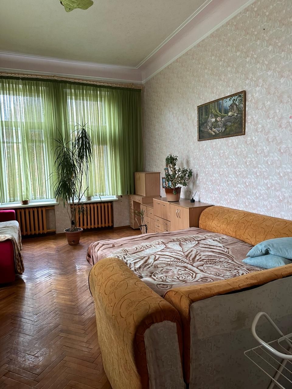 Оренда 2х-кв.р-н кінотеатру Дружба,техніка меблі,