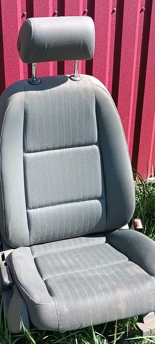 Сидіння на автомобіль ауді А4 Б6 AVANT