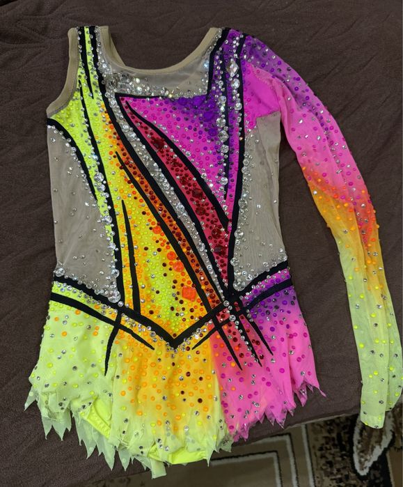 Купальник для художньої гімнастики