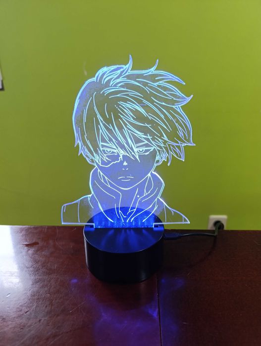 Luz de presença Shoto Todoroki do anime "My Hero Academia"