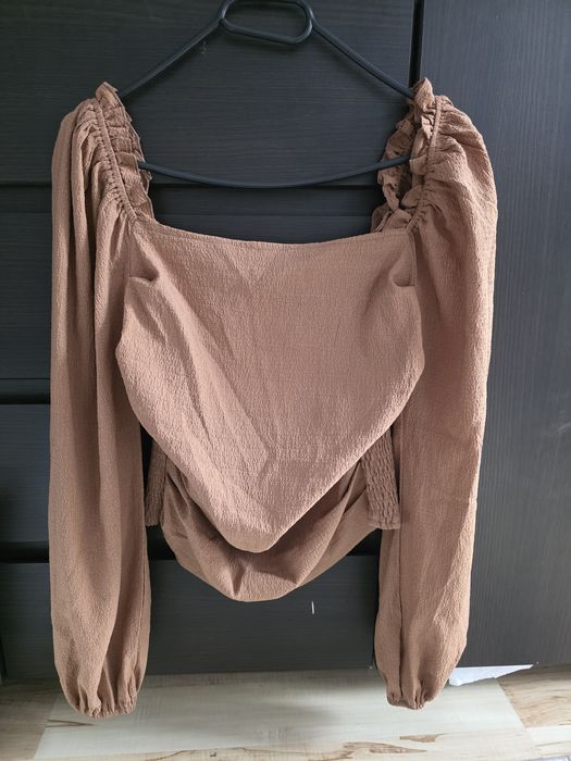 Bluzka bufiaste rękawy