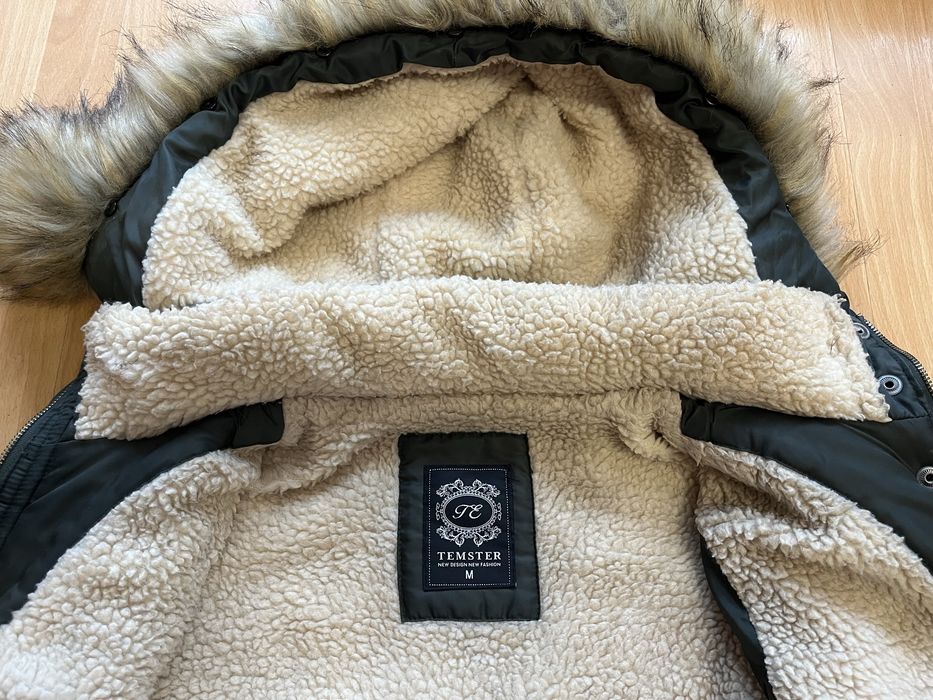 Damska długa zimowa kurtka/płaszcz marki Temster, rozm. M, wypada na S